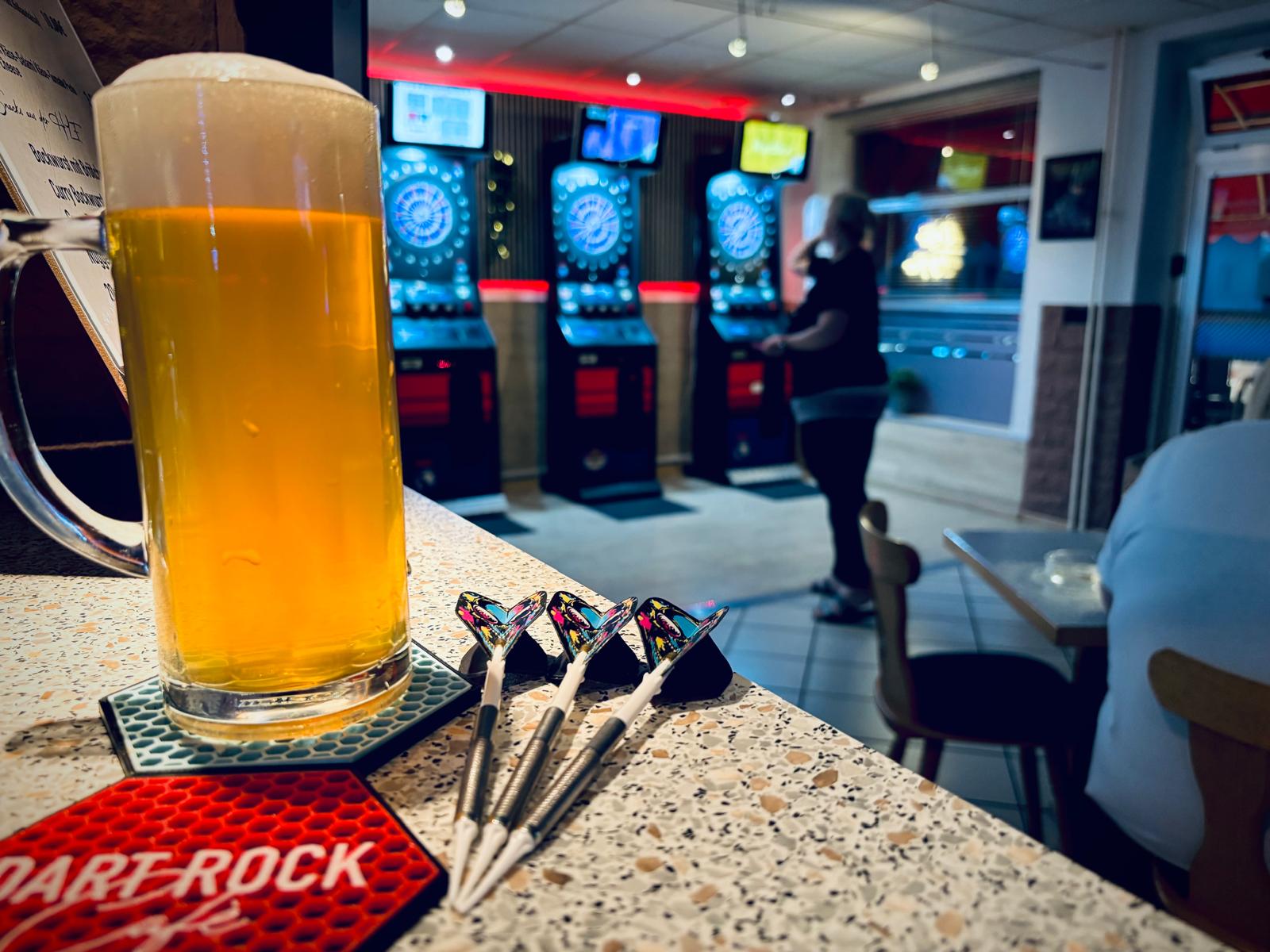 🎯 Dart & Bier – warum diese Kombi in Lohfelden bei Kassel unschlagbar ist