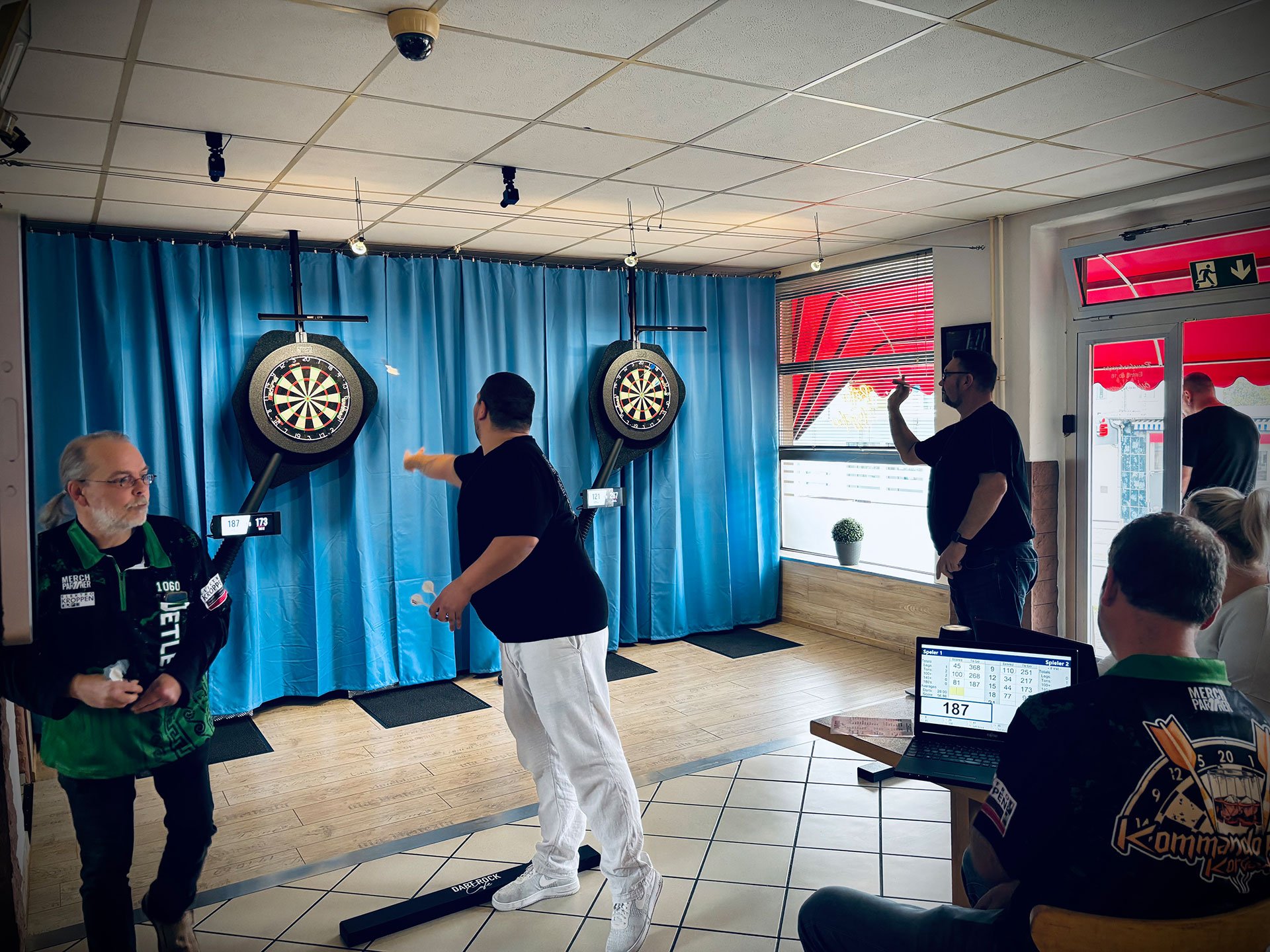 Softdart vs. Steeldart – Unterschiede & wo du in Kassel beide spielen kannst